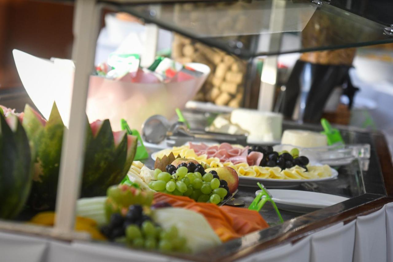 Like U Hotel Brasilia Bagian luar foto