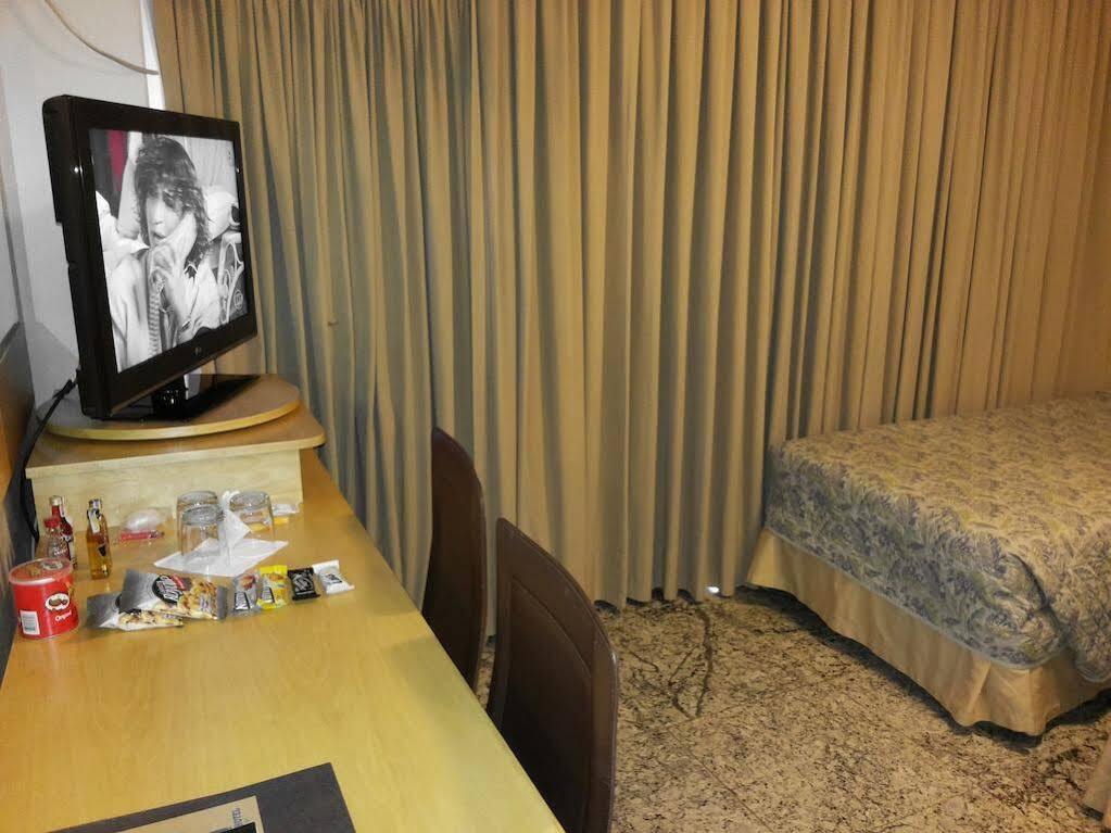 Like U Hotel Brasilia Bagian luar foto